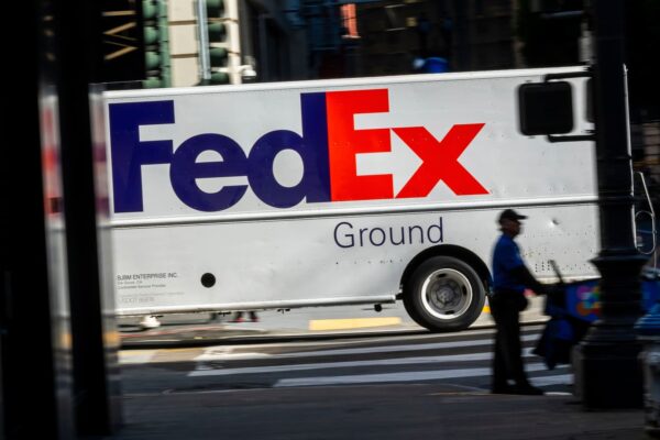 FedEx (FDX) Q4 2025 earnings