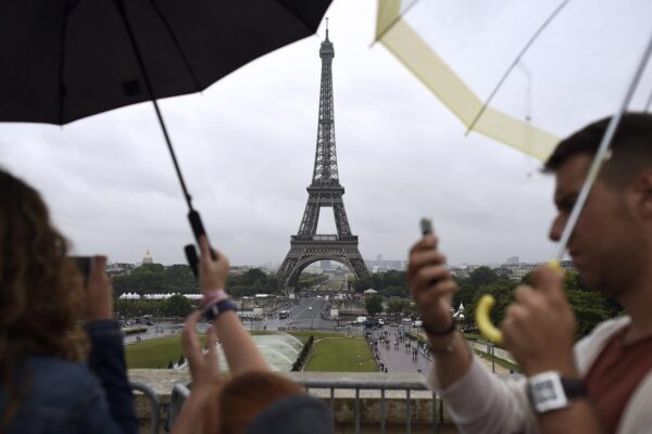 EU tariff reaction, Stoxx 600, FTSE