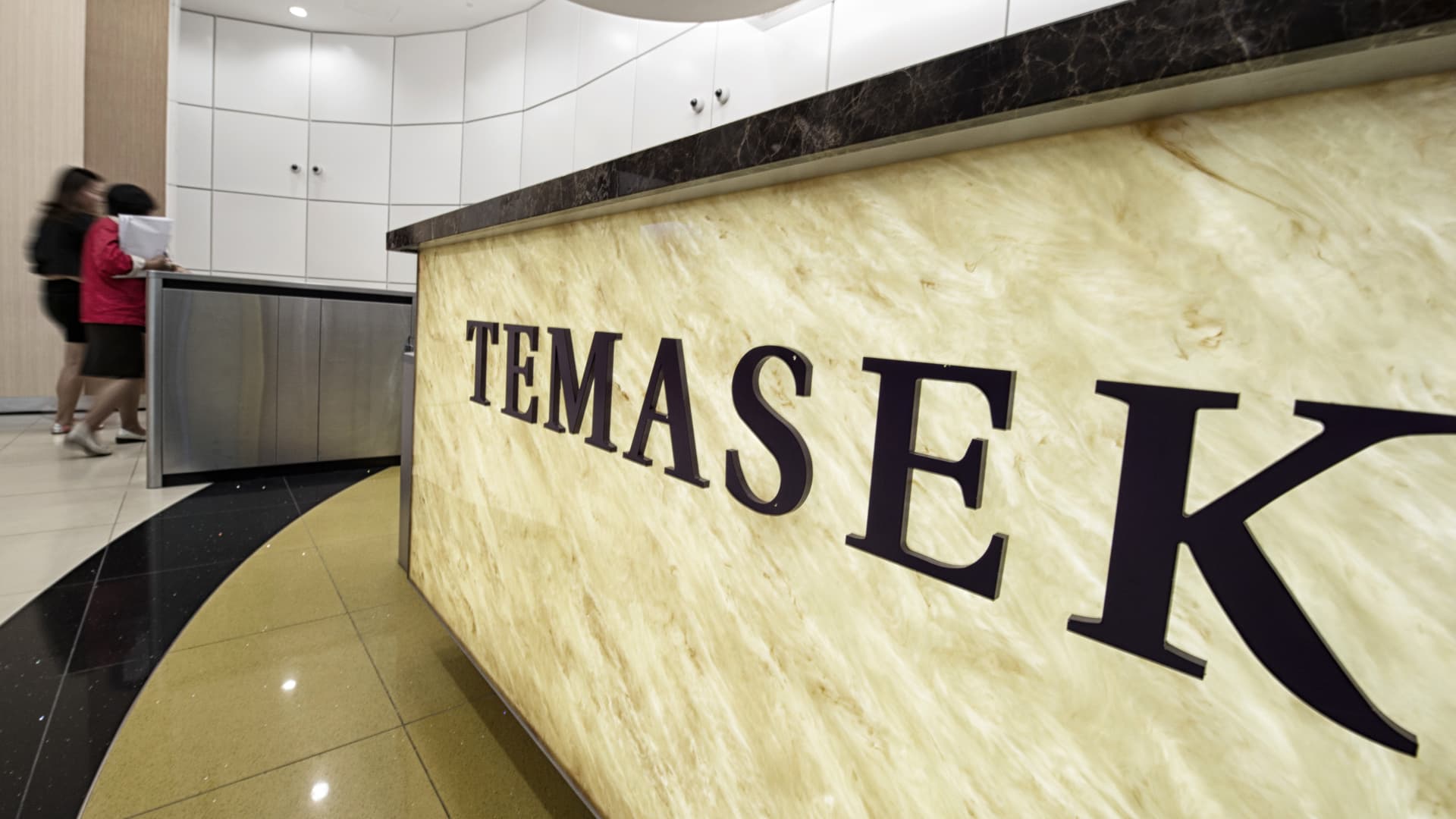 Temasek net portfolio value soars, divestments hit over 2-decade high