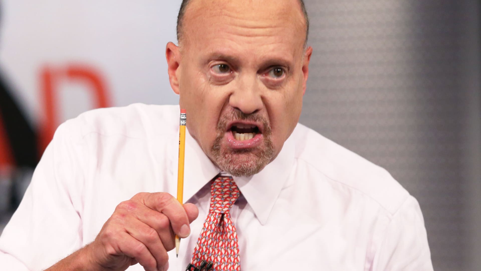 Jim Cramer says Trump’s latest round of tariffs isn’t ‘meaningful’ Jim Cramer says Trump’s latest round of tariffs isn’t ‘meaningful’