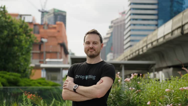 He pays 0 in rent for a luxury condo in Thailand