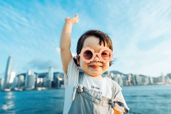 I’ve studied over 200 kids—the happiest ones have parents who do 9 things with them every morning