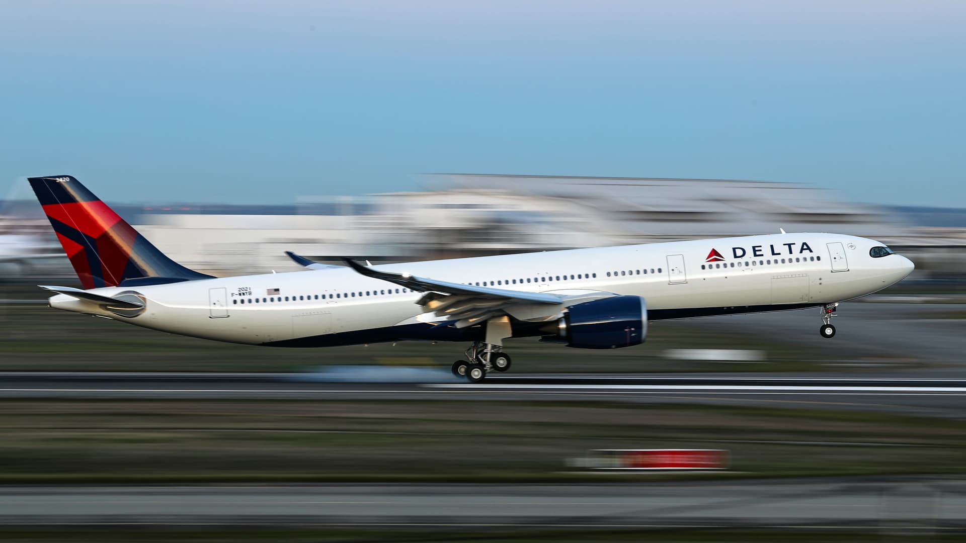Delta says segmentation coming to high-end cabins Delta says segmentation coming to high-end cabins