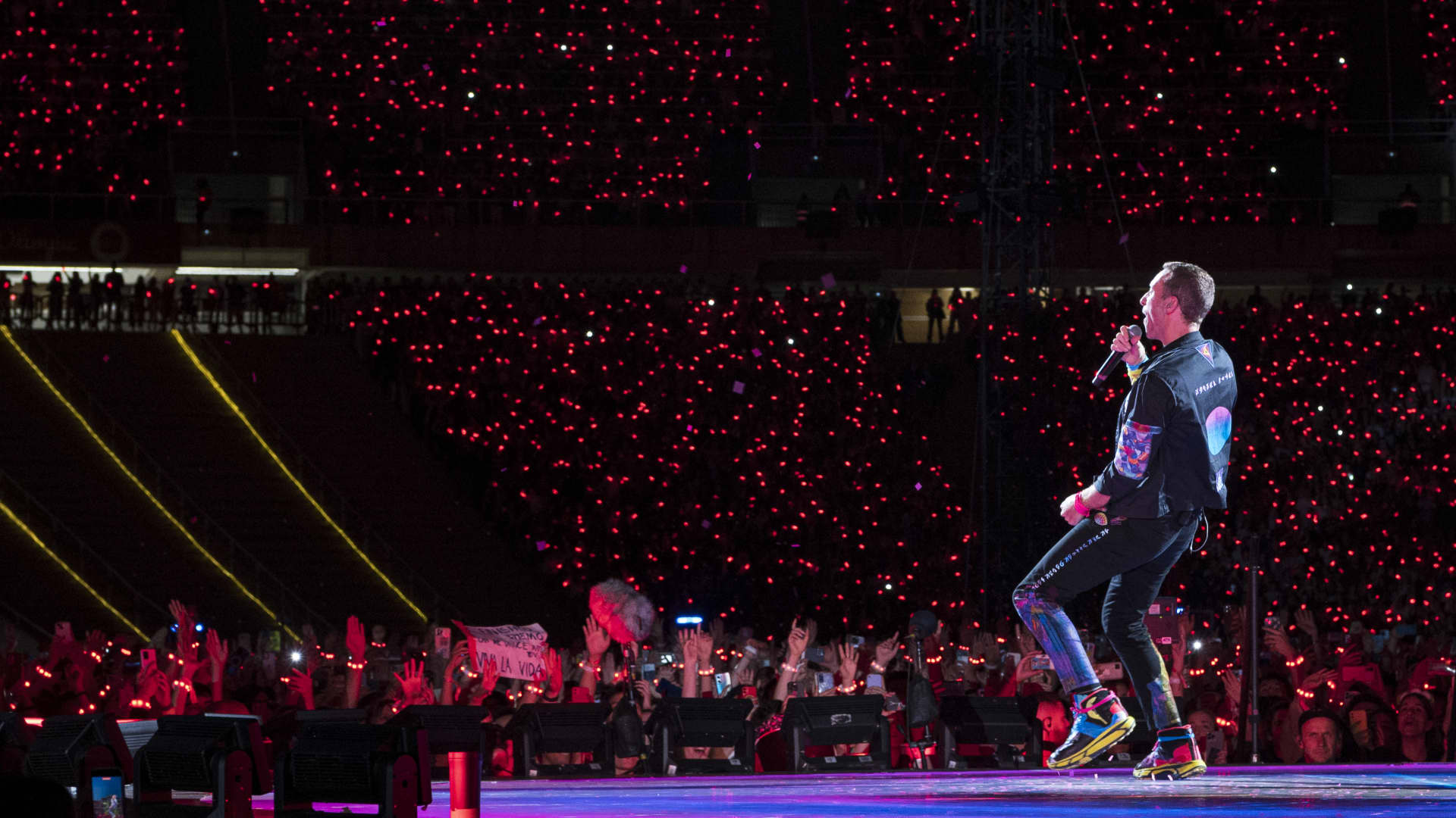 Astronomer CEO’s ‘kiss cam’ controversy sparked over  million in prediction markets bets on his ouster