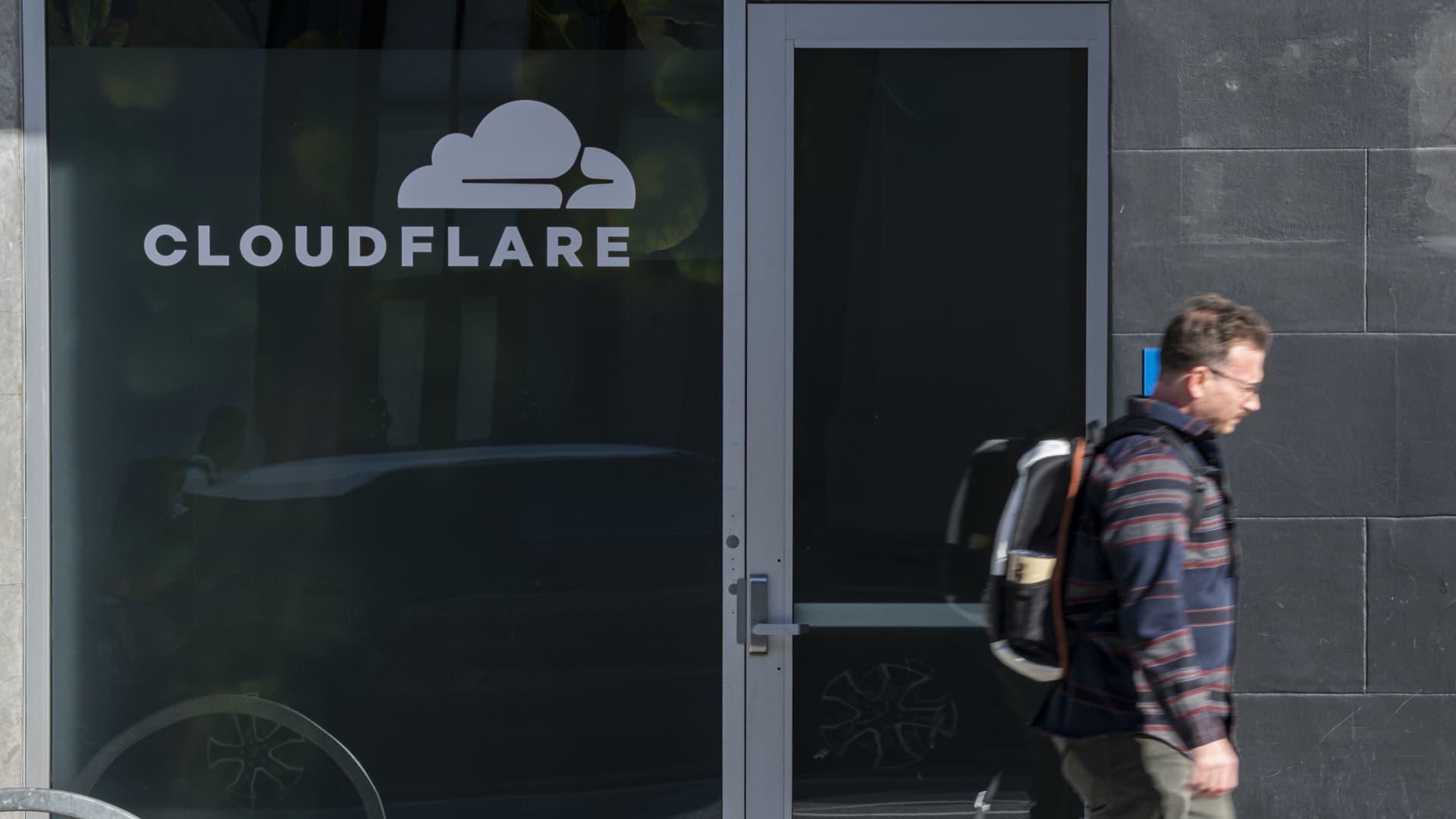 These stocks are expected to have the biggest moves this week on earnings: Carvana, Roblox and more These stocks are expected to have the biggest moves this week on earnings: Carvana, Roblox and more