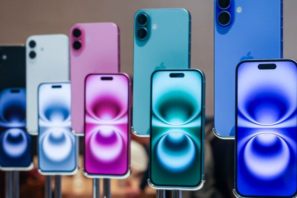 Apple, Google hit with UK scrutiny as regulator pushes for mobile changes