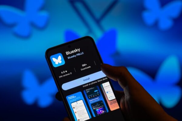 Jack Dorsey launches a WhatsApp messaging rival built on Bluetooth