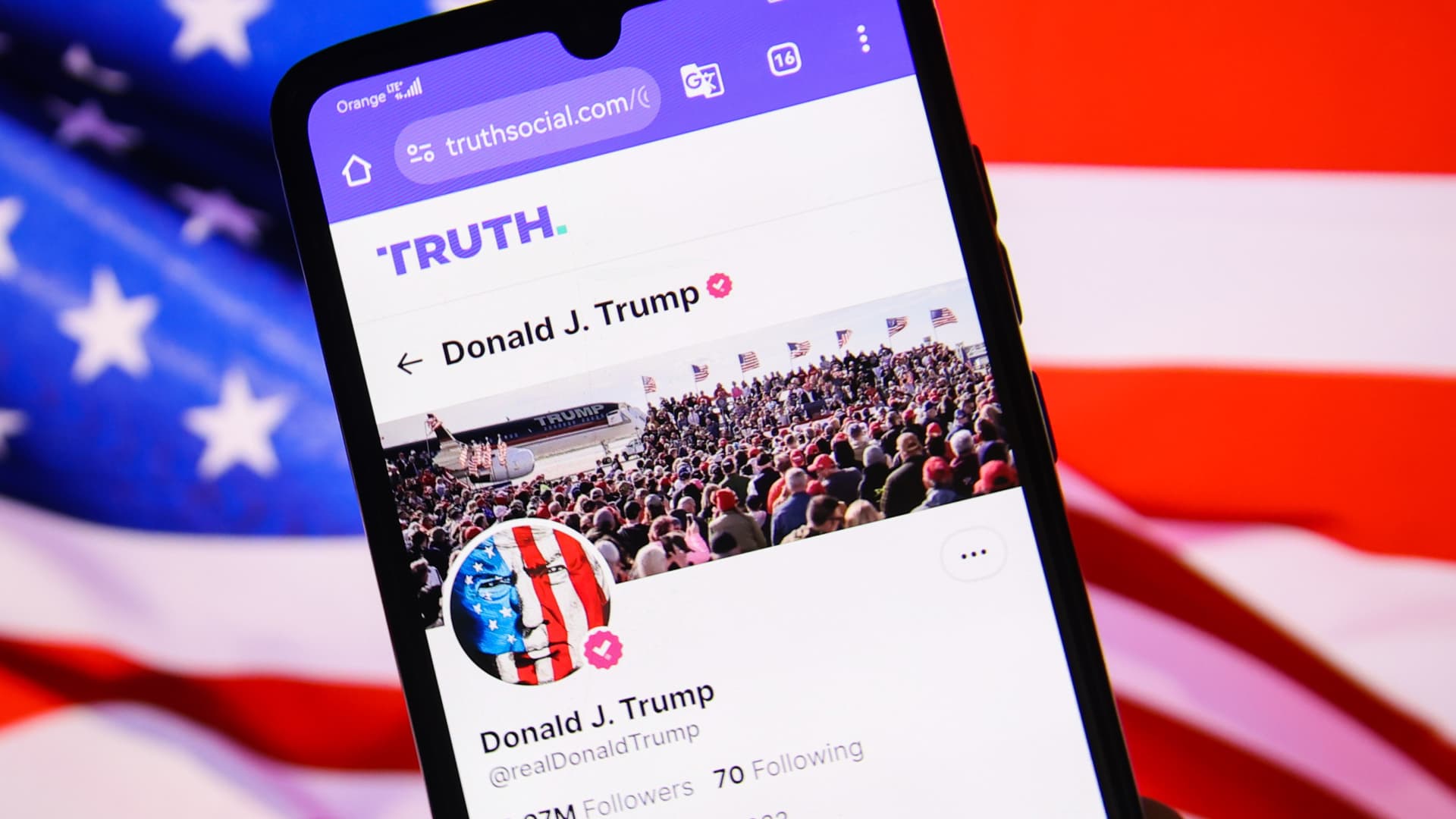 Trump’s stream of social posts come at all hours — except one. Data reveals