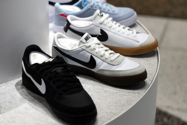 LNG, NKE, KTOS, ASML and more