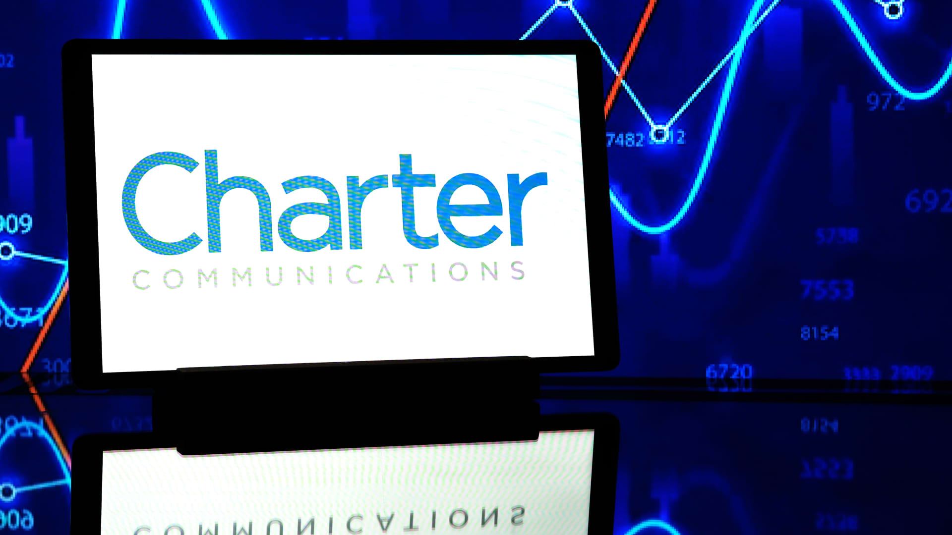 Bernstein upgrades Charter to outperform on recovering financials, predicts more than 20% upside ahead