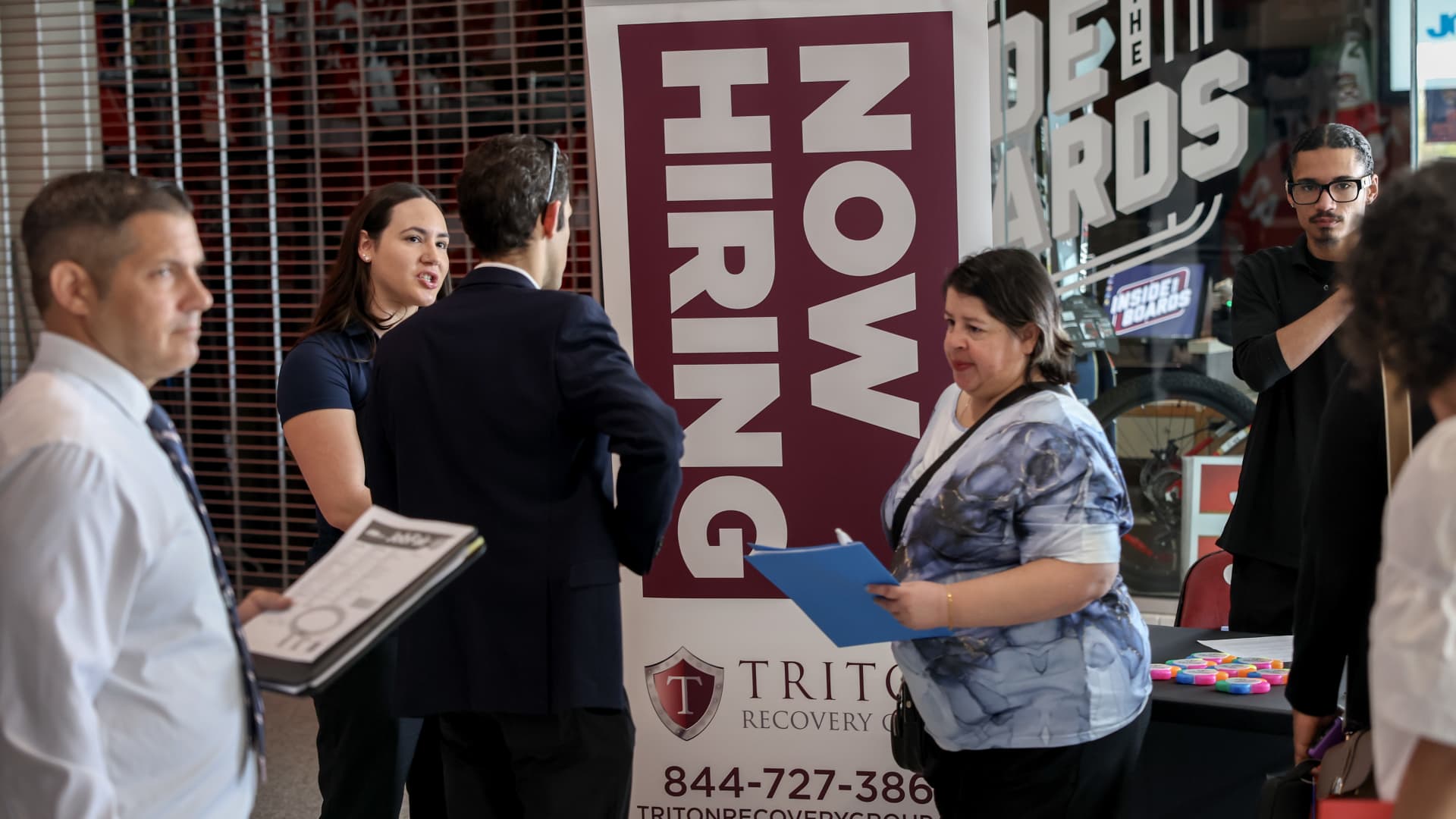 June jobs report brings downside risk to stocks, JPMorgan traders say June jobs report brings downside risk to stocks, JPMorgan traders say