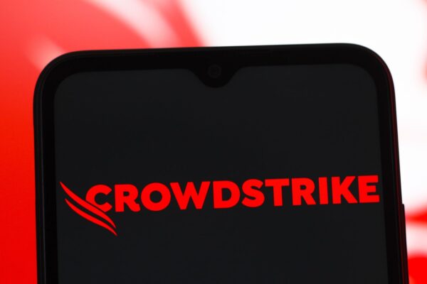 Stocks making the biggest moves midday: FSLR, CRWD, DDOG, HOOD