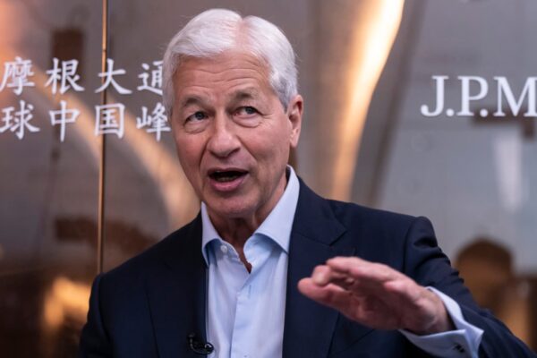 Reporting season kicks off with big banks, Netflix