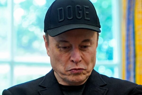 Tesla faces a series of technical and fundamental headwinds. This options trade maximizes returns