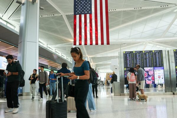 Airlines face investors after strong— but cheaper — July 4 holiday