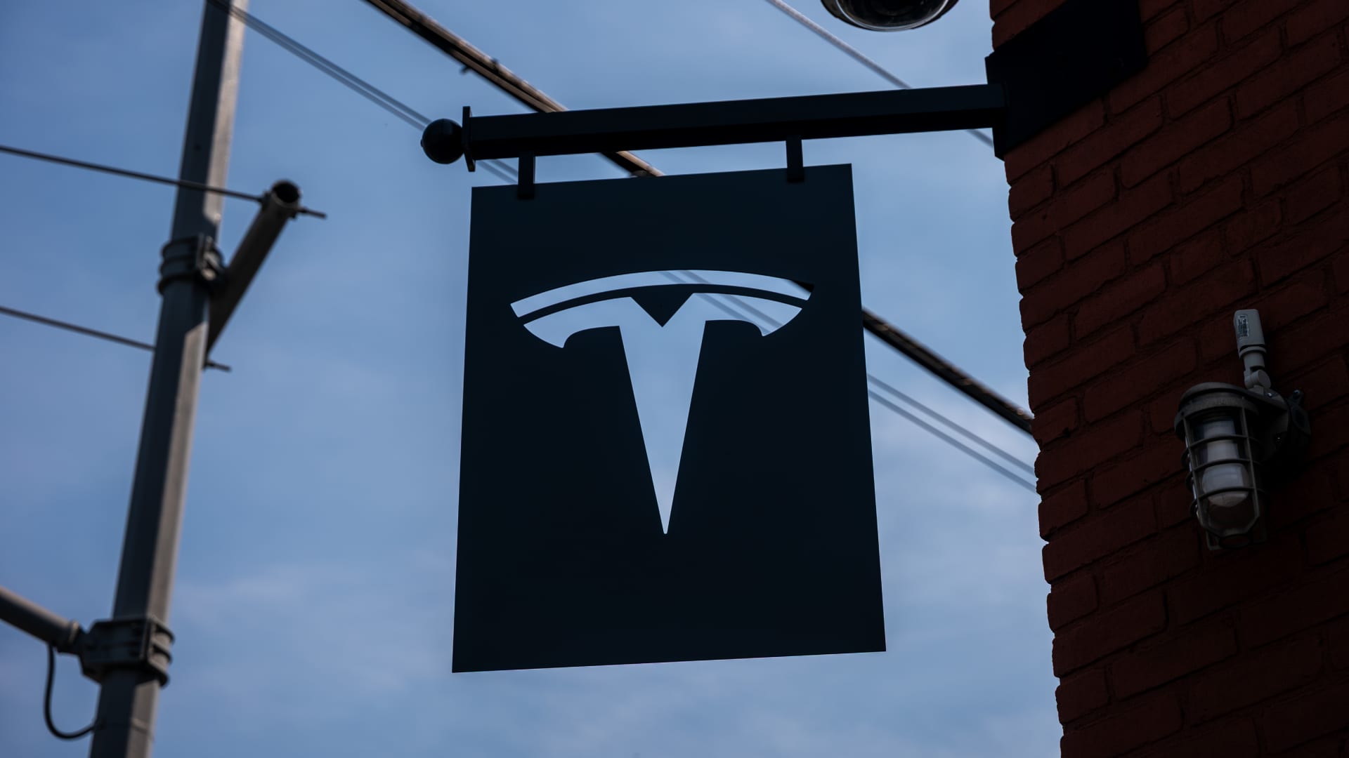 Tesla to sell Model Y cars in India, starting at ,770