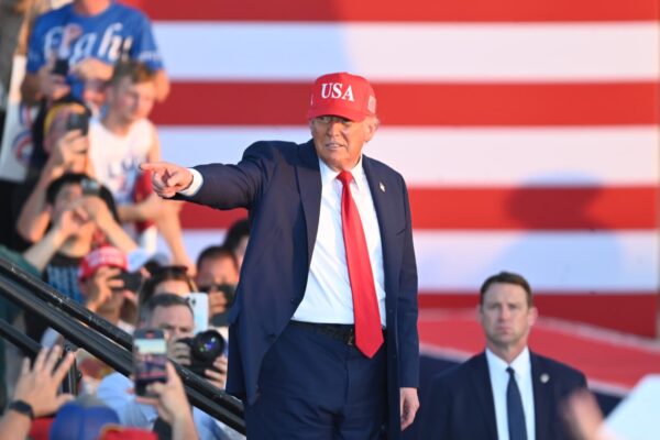 Trump says countries aligning with BRICS bloc will face extra 10% tariff Trump says countries aligning with BRICS bloc will face extra 10% tariff