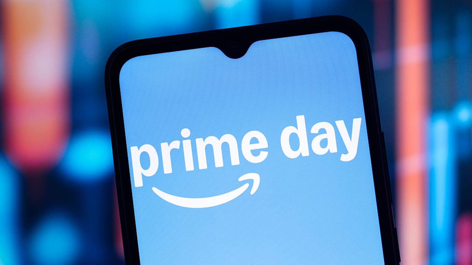 Amazon shares form ‘golden cross’ as Prime Day kicks off Amazon shares form ‘golden cross’ as Prime Day kicks off