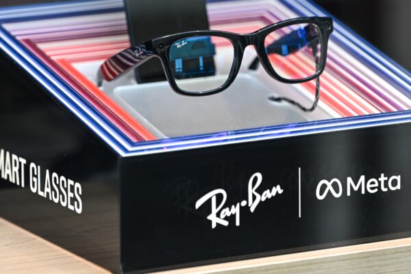Shares of Ray-Ban maker EssilorLuxottica jump on reported Meta stake