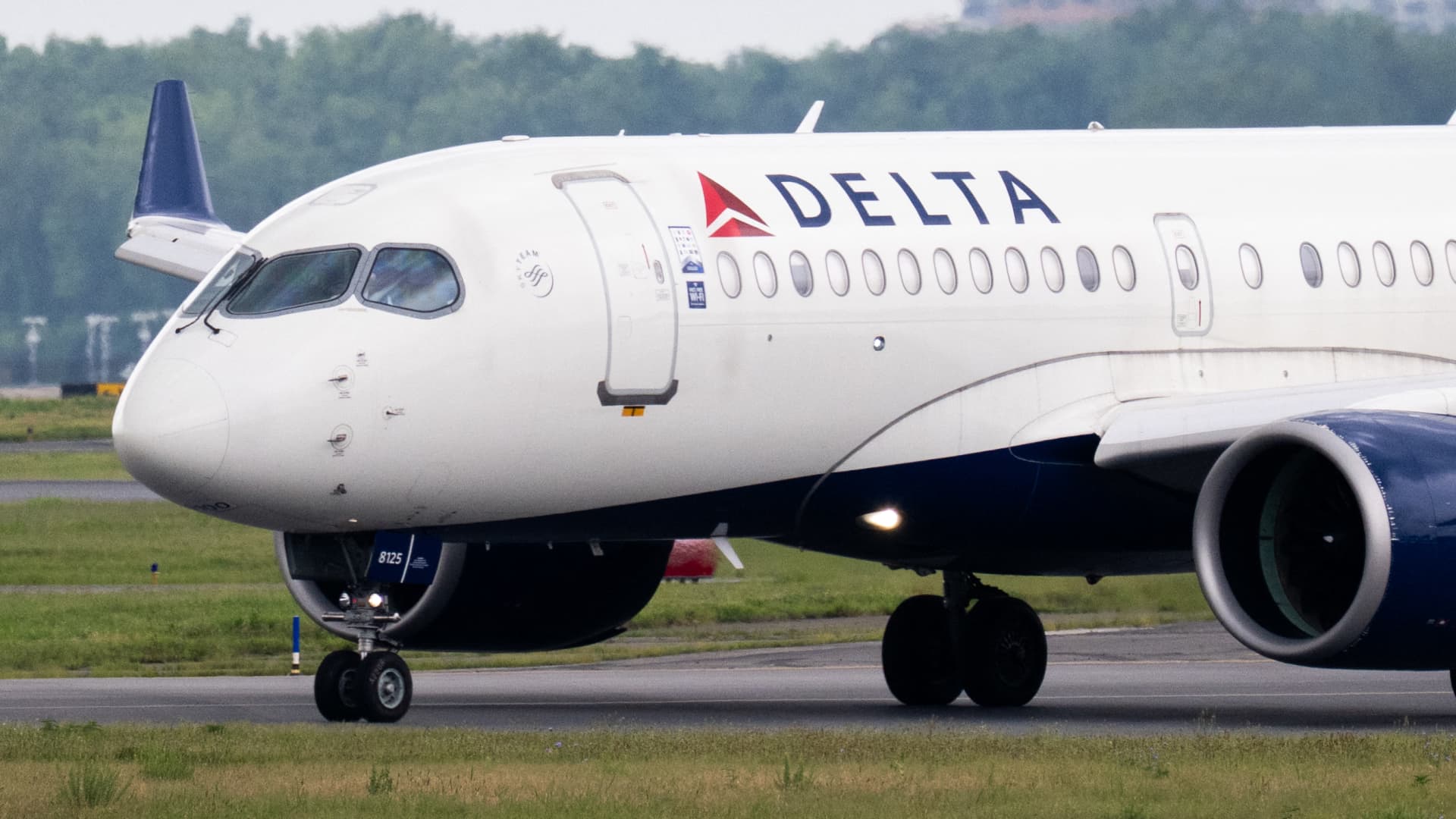 Delta plans to use AI in ticket pricing draws fire from U.S. lawmakers