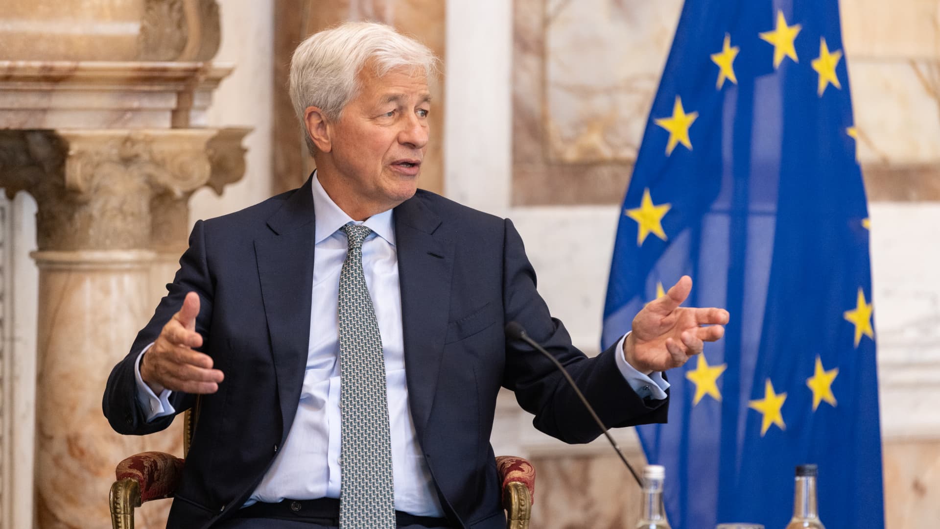Jamie Dimon has a blunt message for Europe: ‘You’re losing’