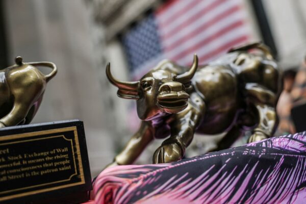 Wall Street trading desks turn bullish, say not to bet against Big Tech earnings, rate cut