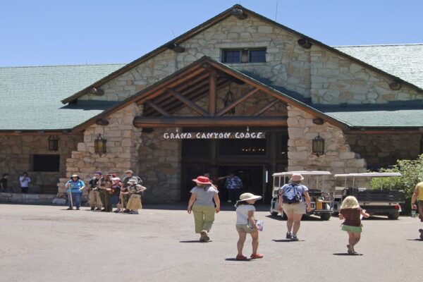 Wildfire destroys a historic Grand Canyon lodge and other structures