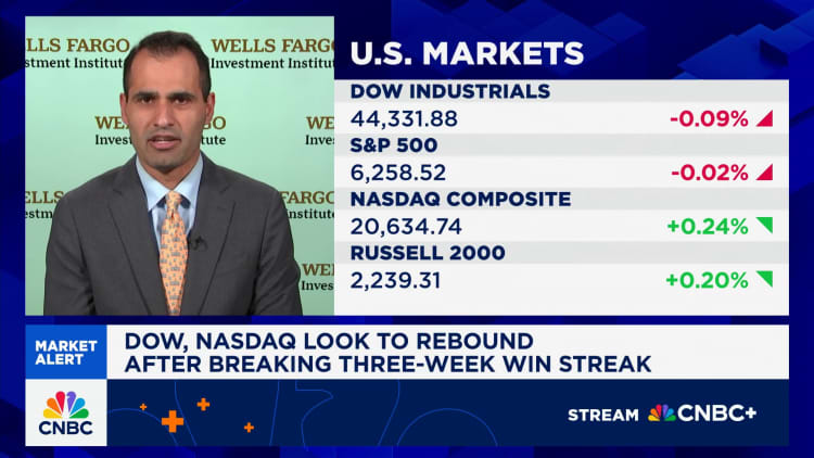 Port of LA sees record freight in trade war whipsaw to beat tariffs Port of LA sees record freight in trade war whipsaw to beat tariffs