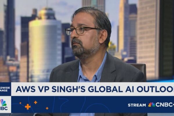 Amazon to buy AI company Bee that makes wearable listening device