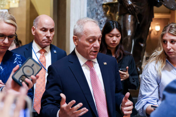 Crypto bills stall in Congress for second day