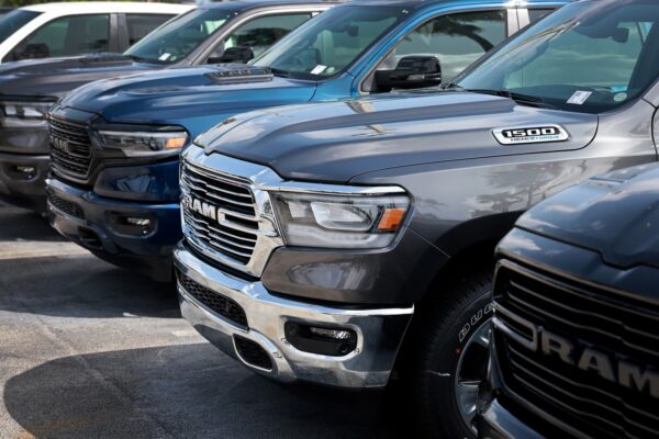 Stellantis expects first-half net loss of .7 billion as tariffs bite