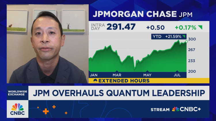 IonQ hires former JPMorgan Chase applied research head