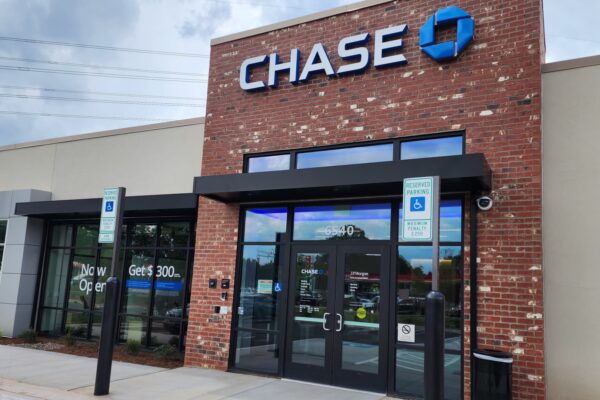 Stocks making the biggest moves midday: JPM, MRNA, BA, CAH