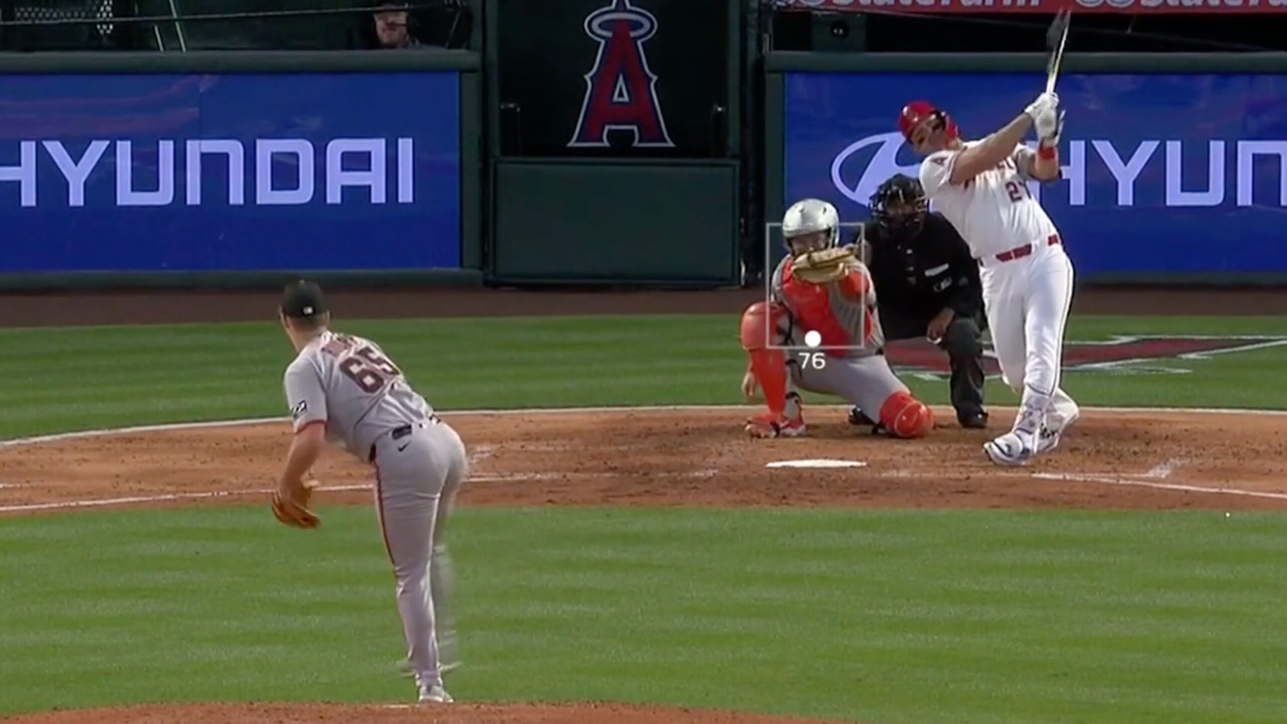 Angels’ Mike Trout crushes a 484-foot solo home run vs. Giants