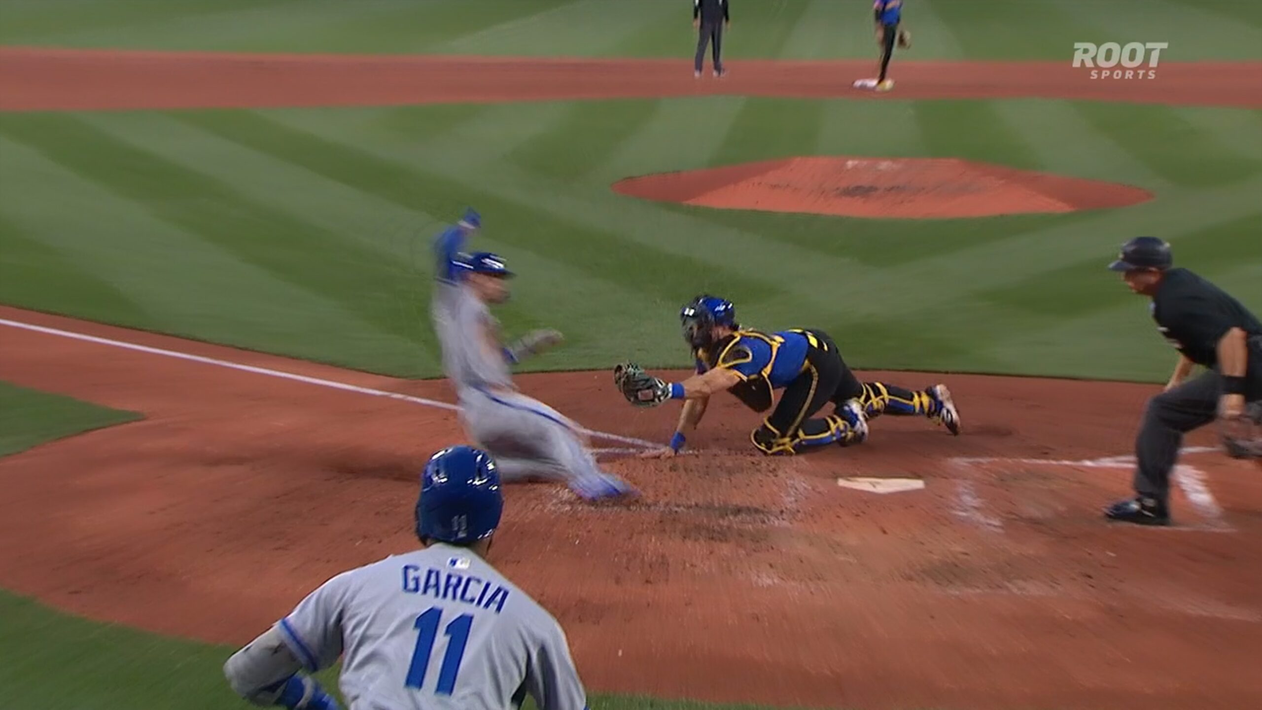 Bobby Witt Jr. makes incredible slide to avoid tag at home plate to extend Royals' lead vs. Mariners Bobby Witt Jr. makes incredible slide to avoid tag at home plate to extend Royals' lead vs. Mariners