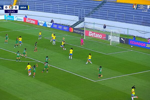 Luany scores in 13' to give Brazil a 1-0 lead over Bolivia
