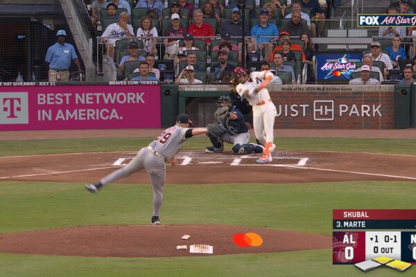 Ketel Marte hits bases clearing single to give N.L. the lead