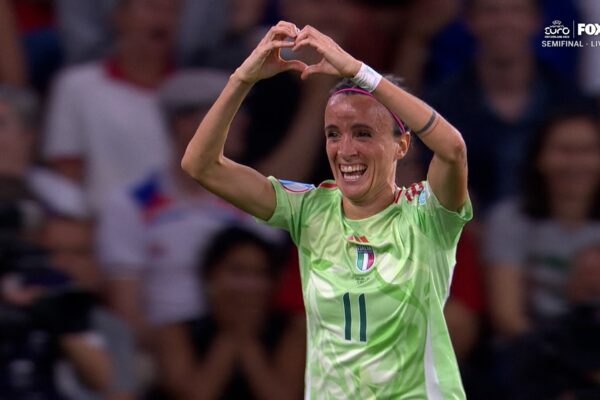 Barbara Bonansea scores to give Italy a 1-0 lead over England | UEFA Women's Euro 2025