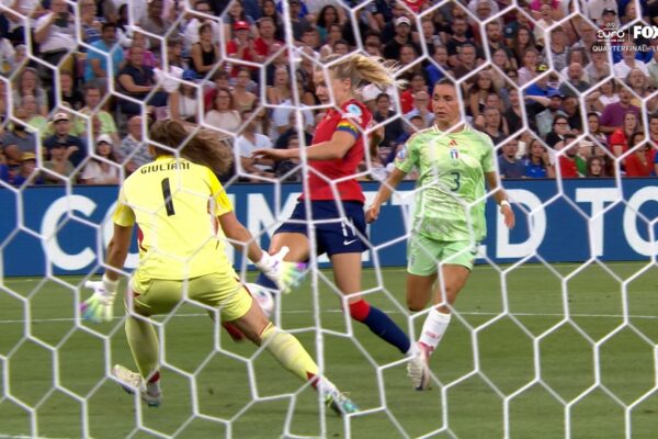 Ada Hegerberg scores in 66' to bring Norway level at 1-1 against Italy