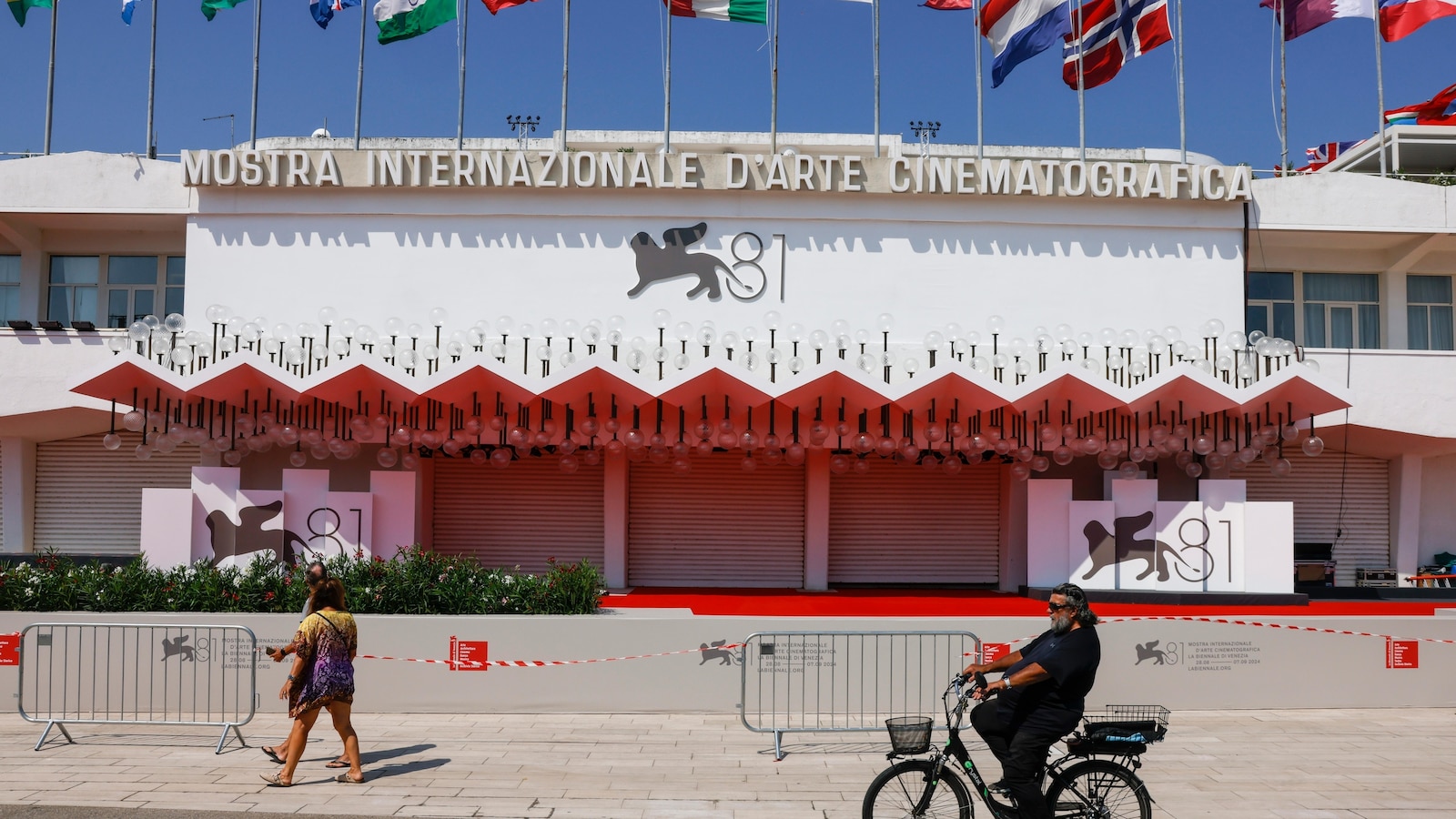 Venice Film Festival lineup features Julia Roberts, George Clooney, Emma Stone and Dwayne Johnson