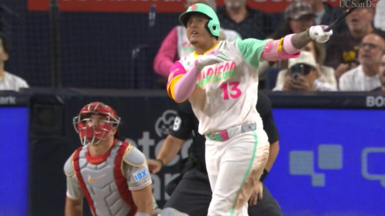 Padres' Manny Machado hits homer to extend lead vs. Phillies