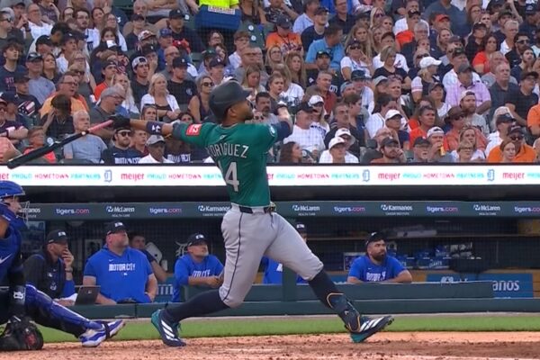 Mariners' Julio Rodriguez hits two-run HR to extend lead vs.Tigers