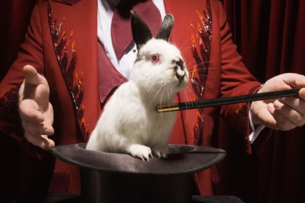 How wealthy investors use ETFs to avoid capital gains taxes