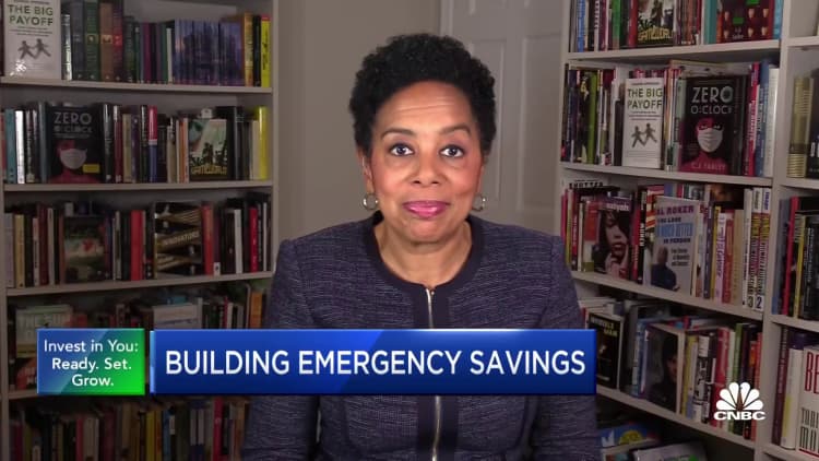Emergency funds are a ‘security blanket’ for 401(k) savings: Vanguard Emergency funds are a ‘security blanket’ for 401(k) savings: Vanguard