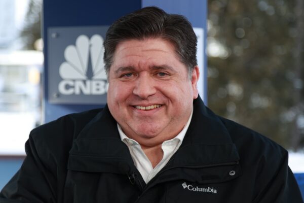 Trump Pritzker Abbott redistricting