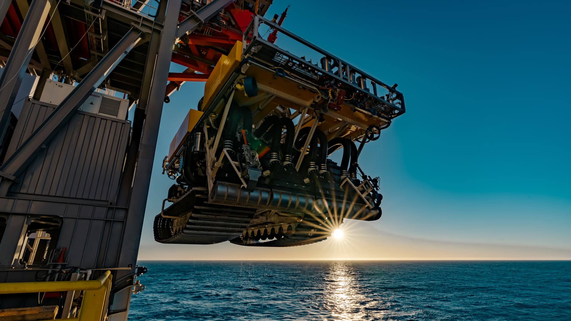 U.S. deep-sea mining plans may hurt its interests, benefit China: CSIS U.S. deep-sea mining plans may hurt its interests, benefit China: CSIS