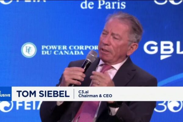 C3 AI stock falls 30% as CEO calls sales ‘completely unacceptable’