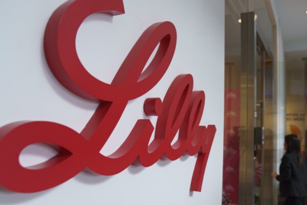 The S&P 500 fades despite tech rally — plus, the crosscurrents driving Lilly's volatile day