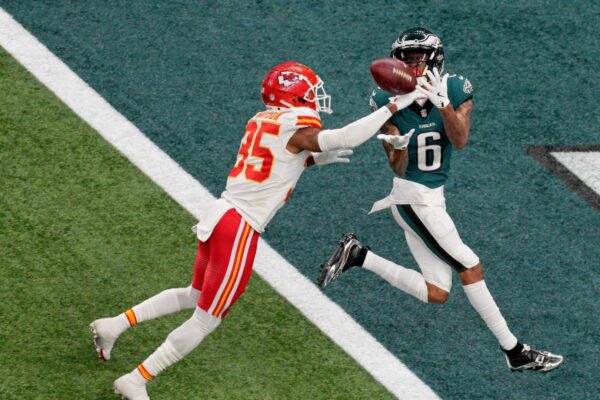 ESPN, Fox to bundle upcoming streaming services for .99 a month