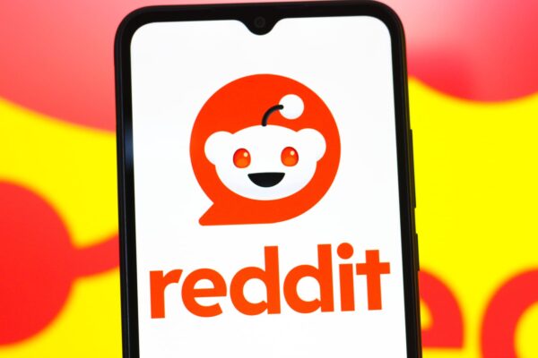 Stocks making the biggest moves midday: AAPL, AMZN, MPWR, RDDT